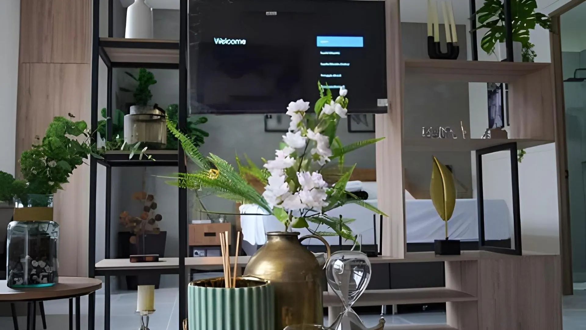 Apartament Edificio Manzanres - Central Cerca Al Poblado - Zona Tranquila Medellín