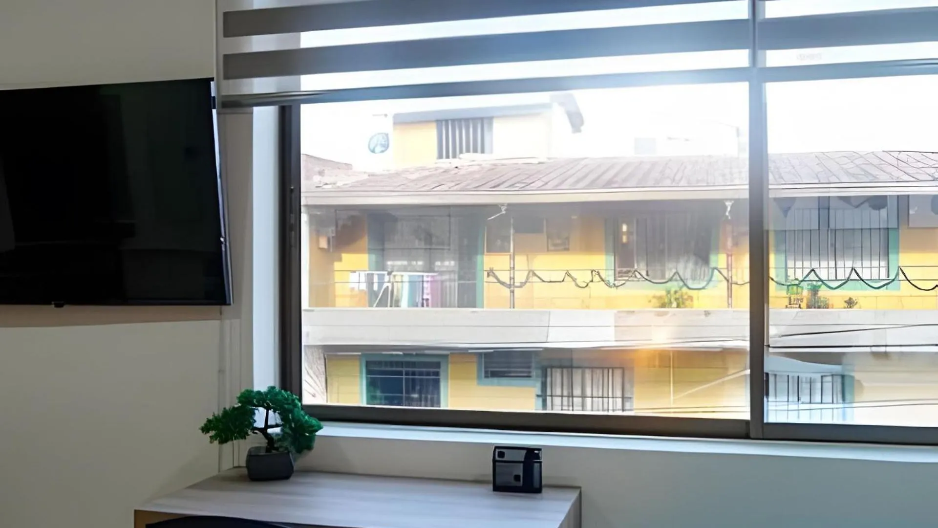 Edificio Manzanres - Central Cerca Al Poblado - Zona Tranquila Medellín Apartament